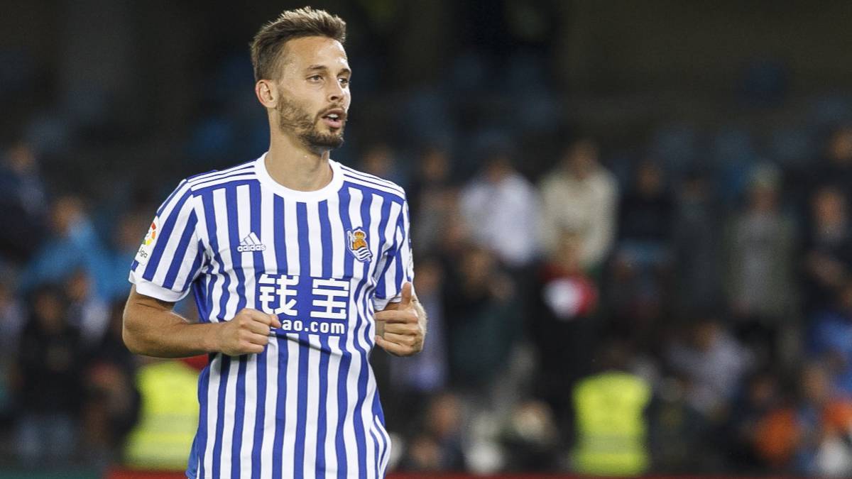 EL FUTBOLISTA CÁNTABRO SERGIO CANALES NOS INVITA A LA CARRERA Club